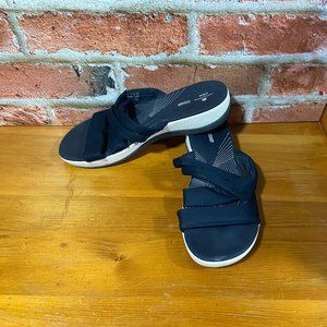 Cloudsteppers by Clarks Arla Rilee Size 8